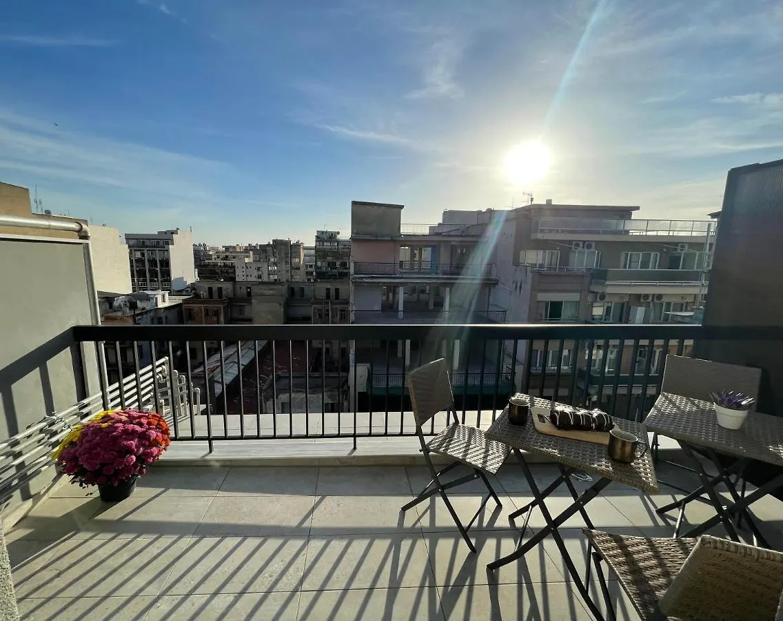 Thesspacious Apartment Thessaloniki