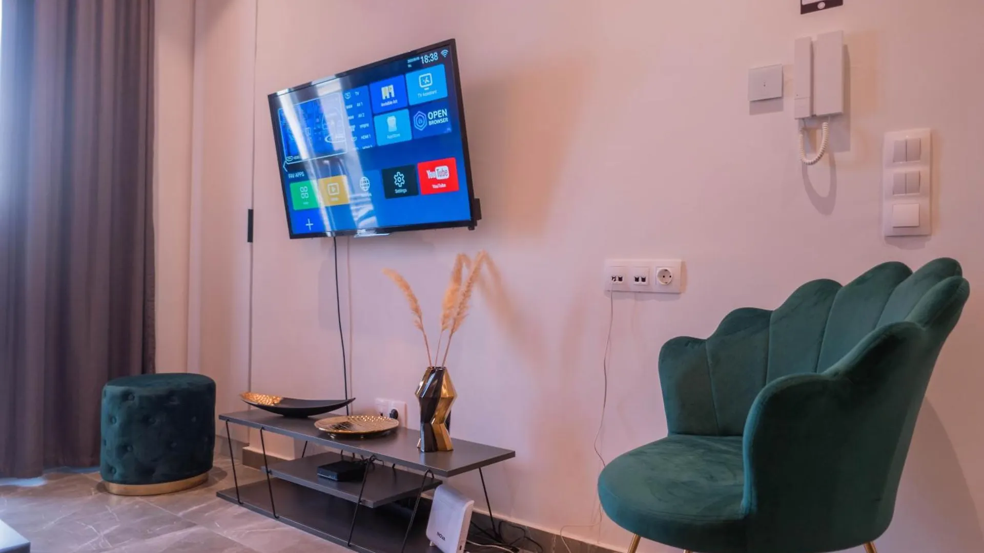Thesspacious Apartment Thessaloniki